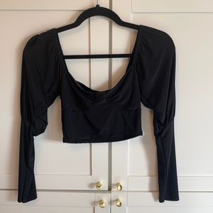 Black fitted crop top